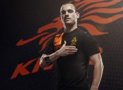 PG电子试玩官网-联合杯横扫法网，德约科维奇以领袖之姿扛起全队，书写网球新叙事