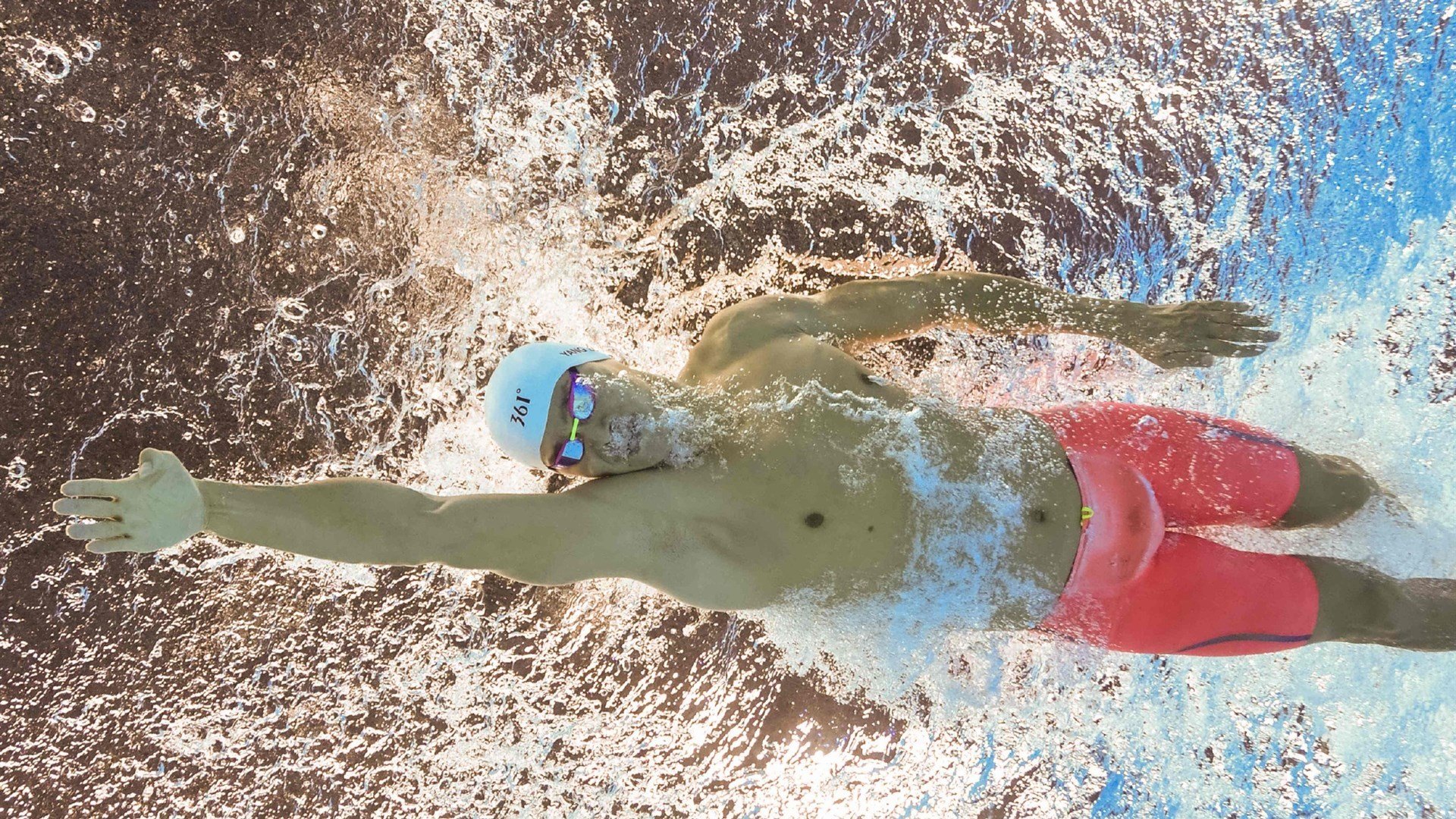 绝境中的脊梁，梁靖崑扛起全队，韩国队惊天翻盘波兰队